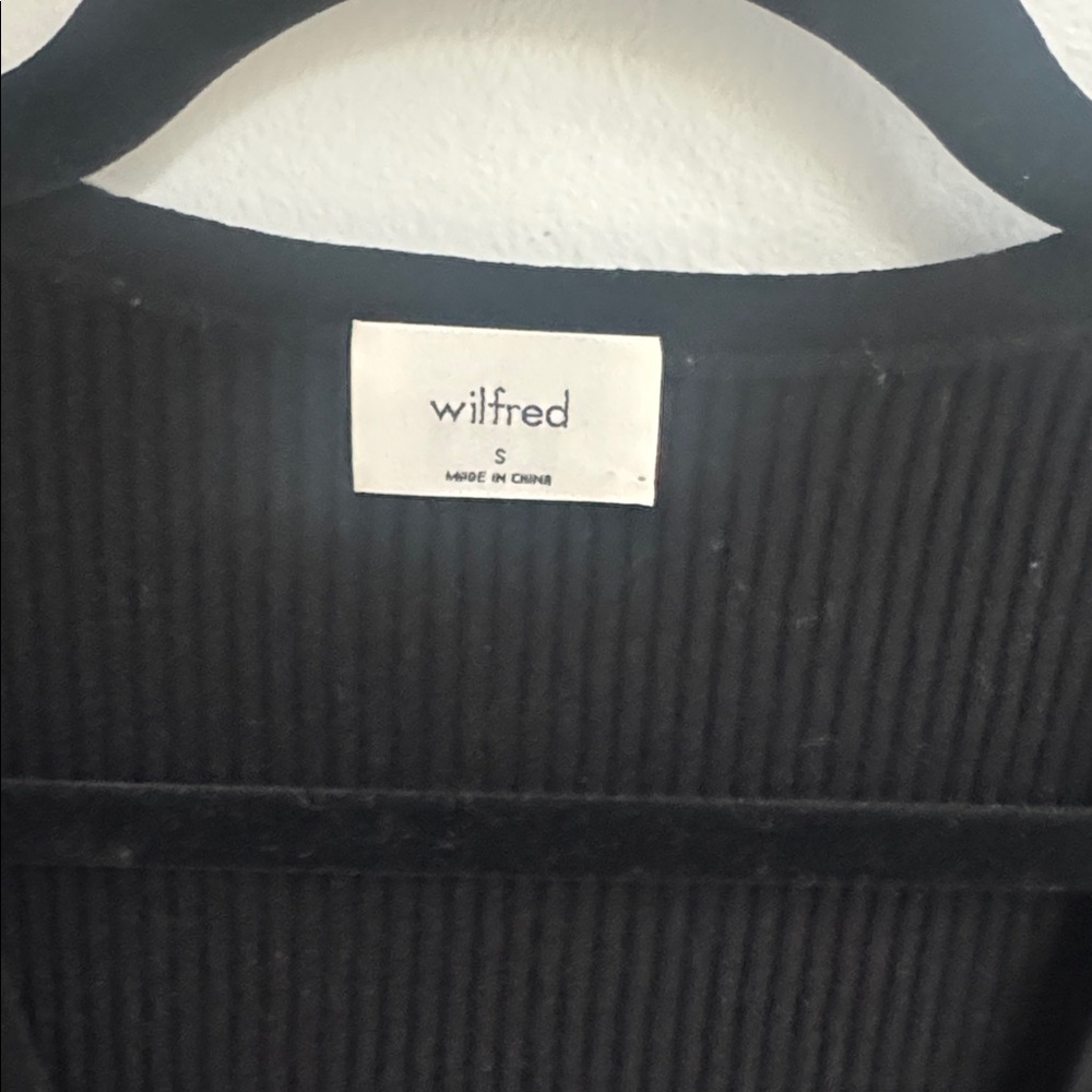 Aritzia Black Top - image 3